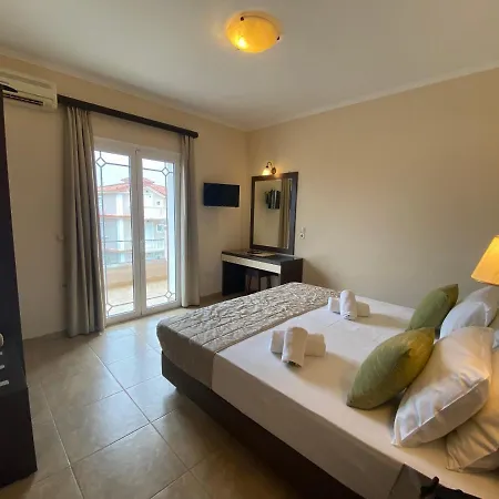 Ξενοδοχείο Porto 4*